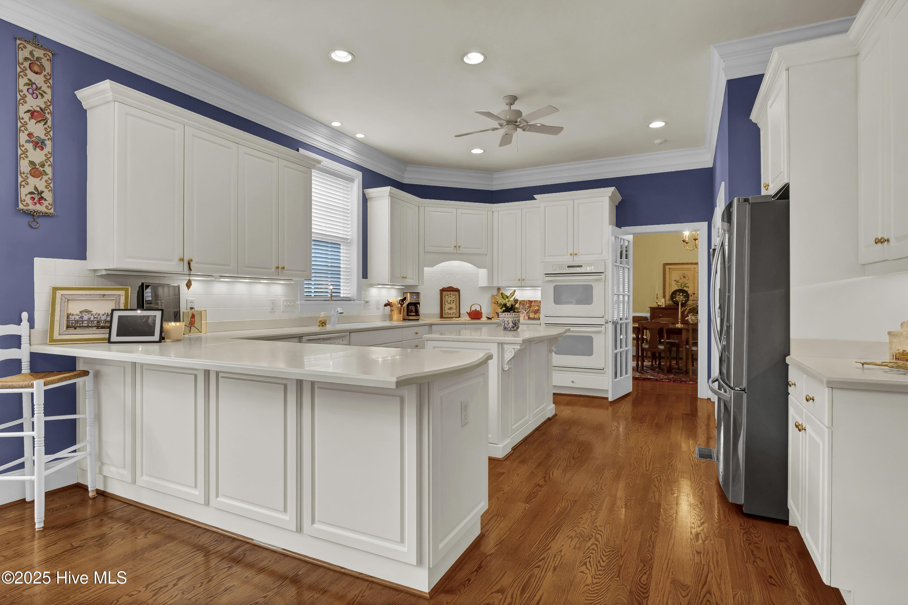 100559823 | Photo 19