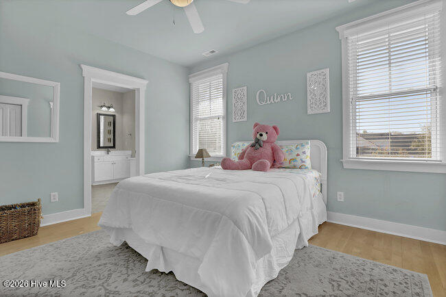 101 Cottage Walk, Hampstead, NC, 28443