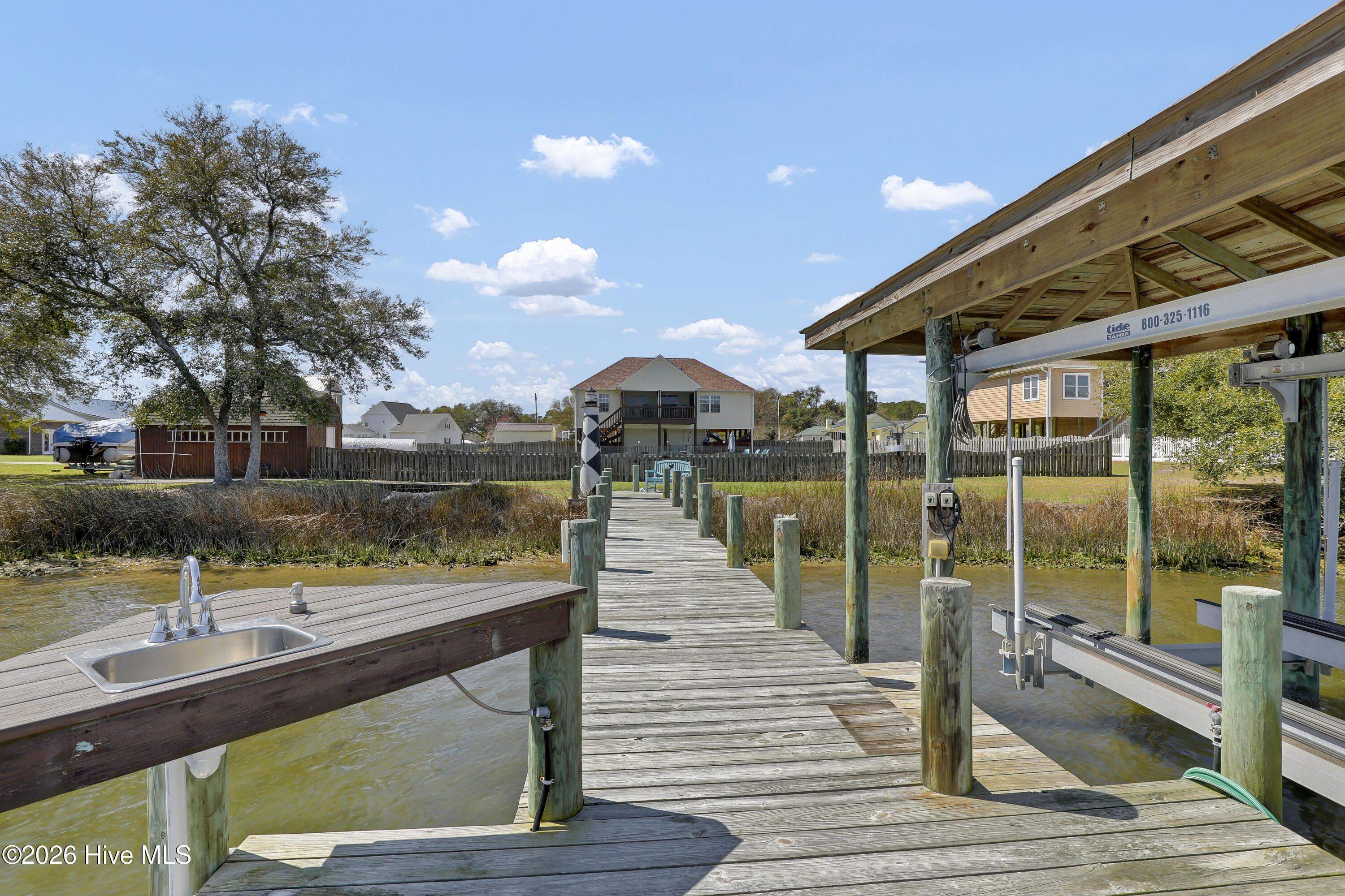 100561433 | Photo 45