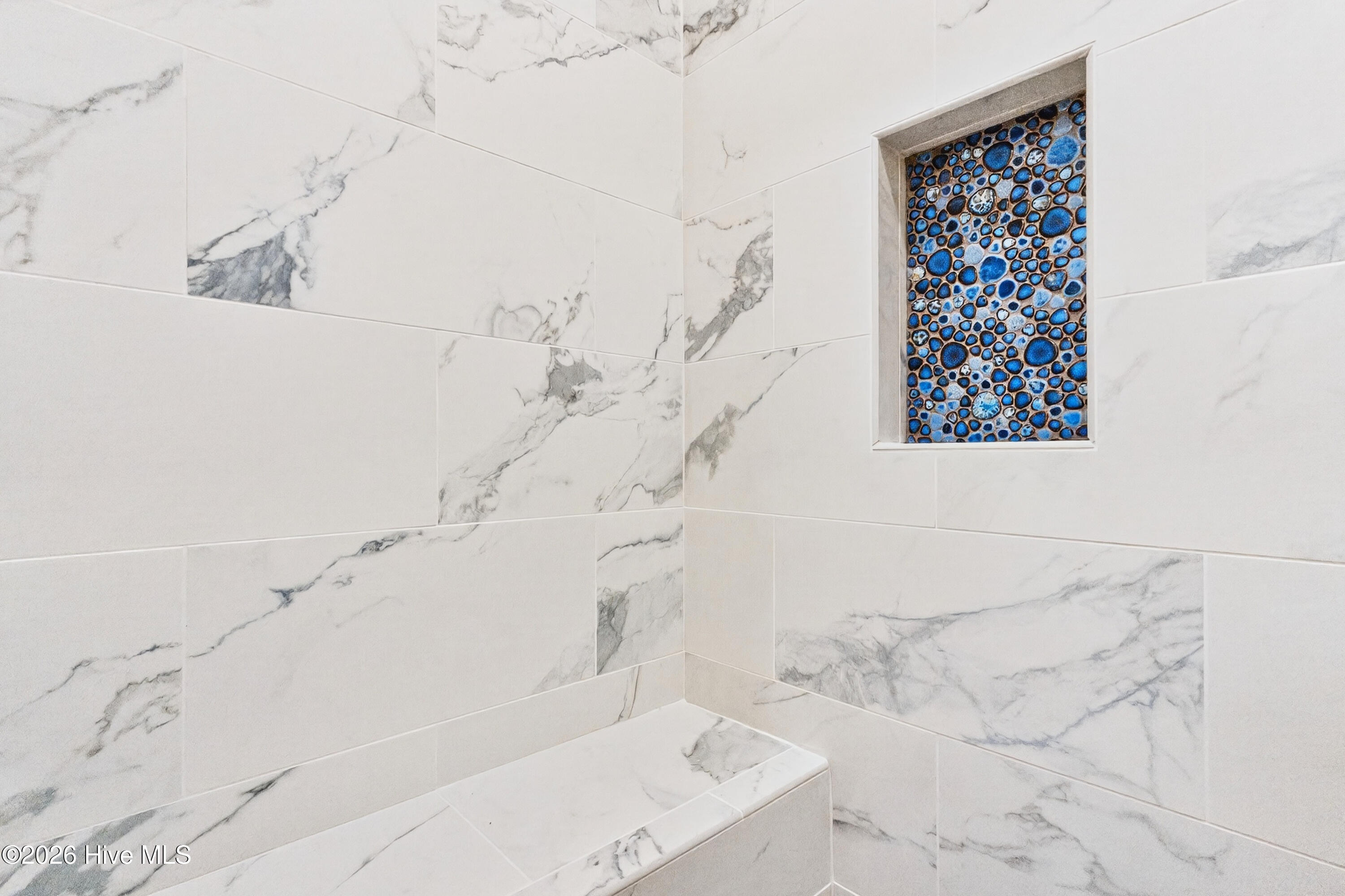 100552365 | Photo 27