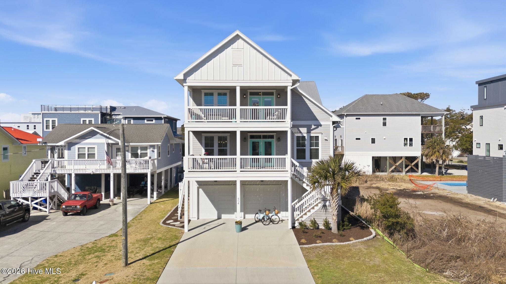 100559655 | Photo 62