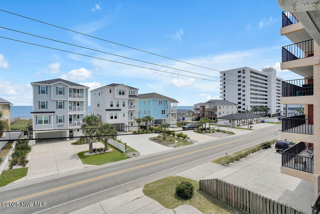 100531448 | Photo 31