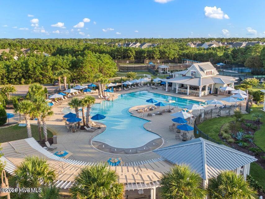 100566382 | Photo 89