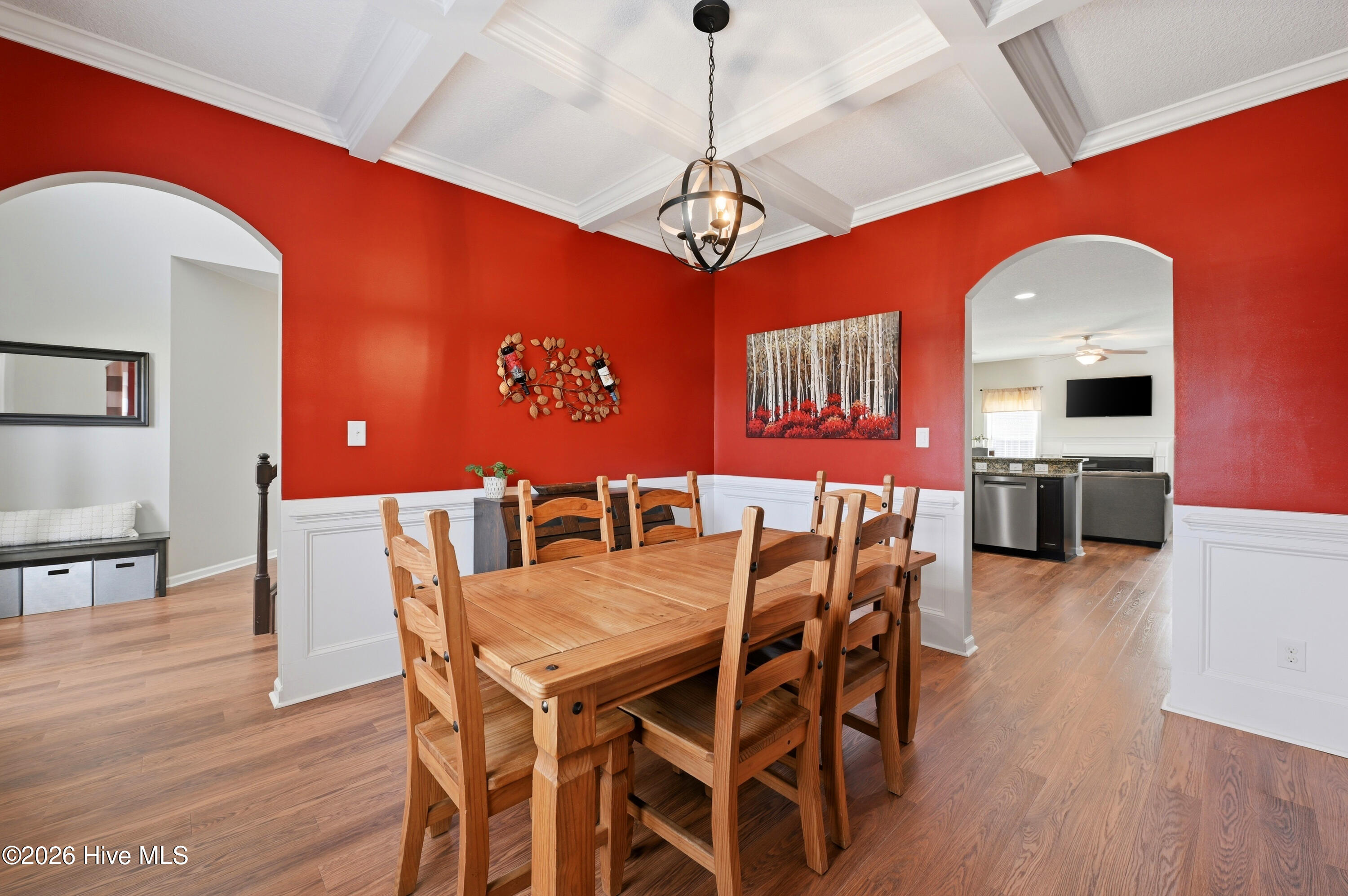 100565426 | Photo 24