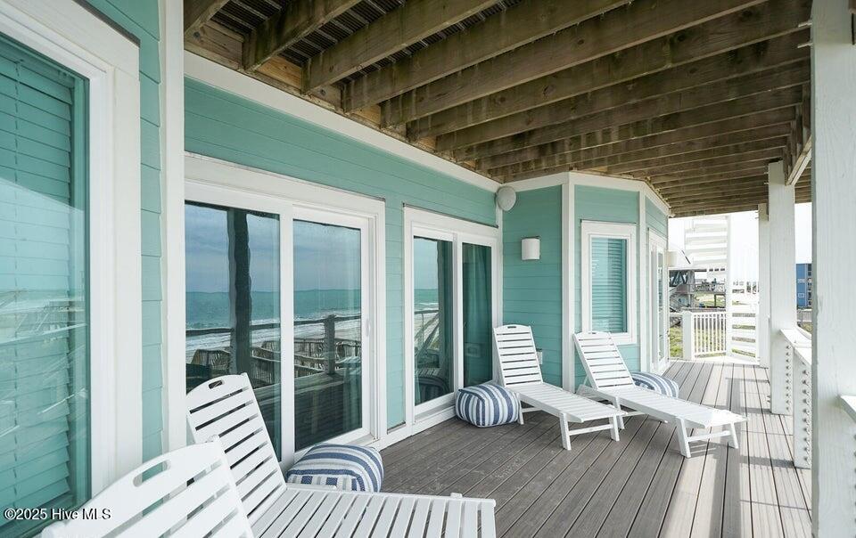 100508302 | Photo 50