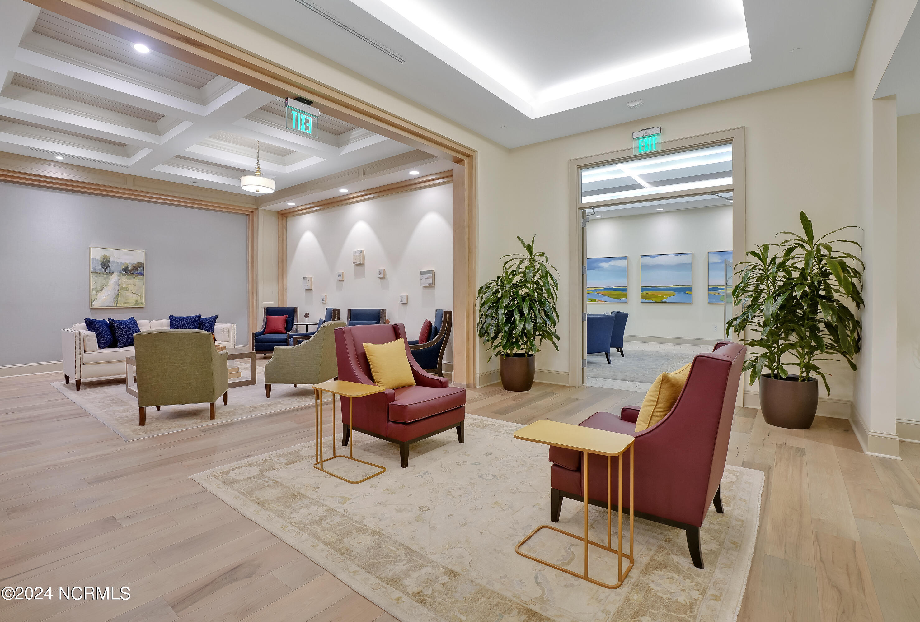 100556540 | Photo 42