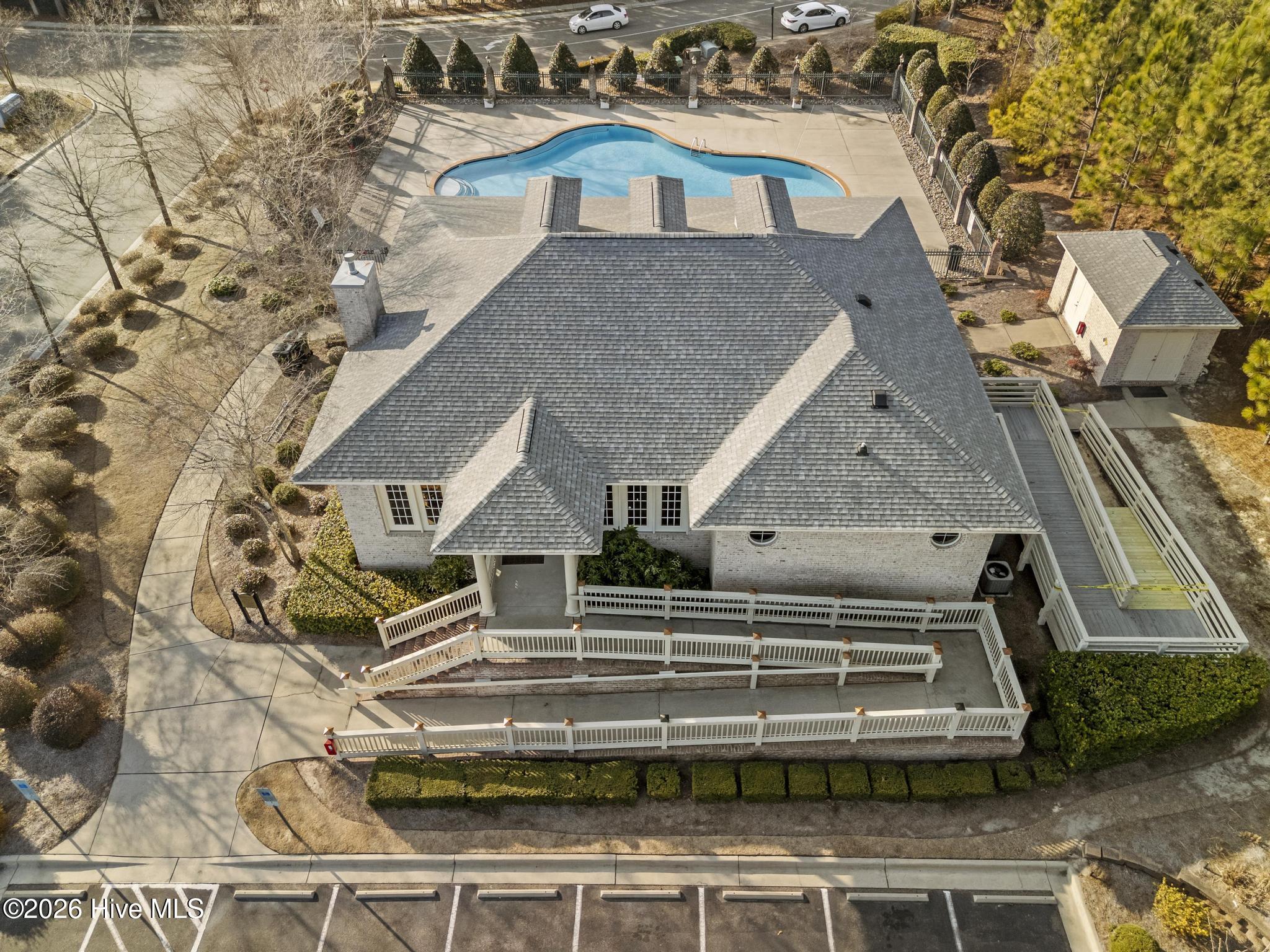 100554493 | Photo 54