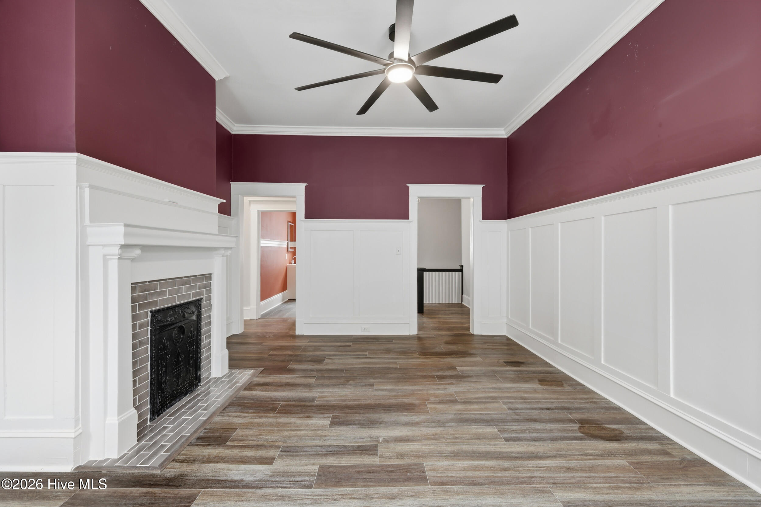 100553018 | Photo 26