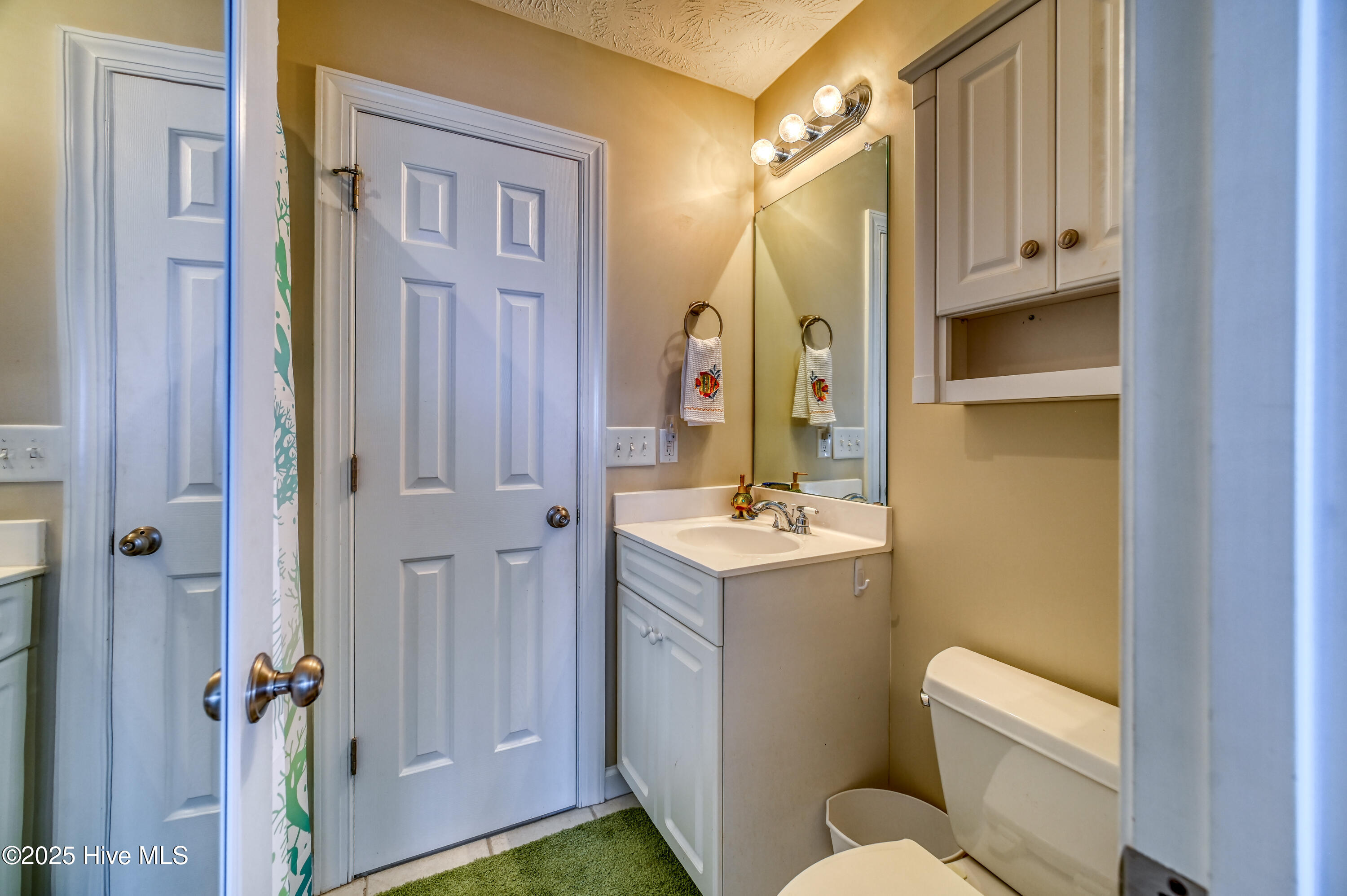 100502638 | Photo 25