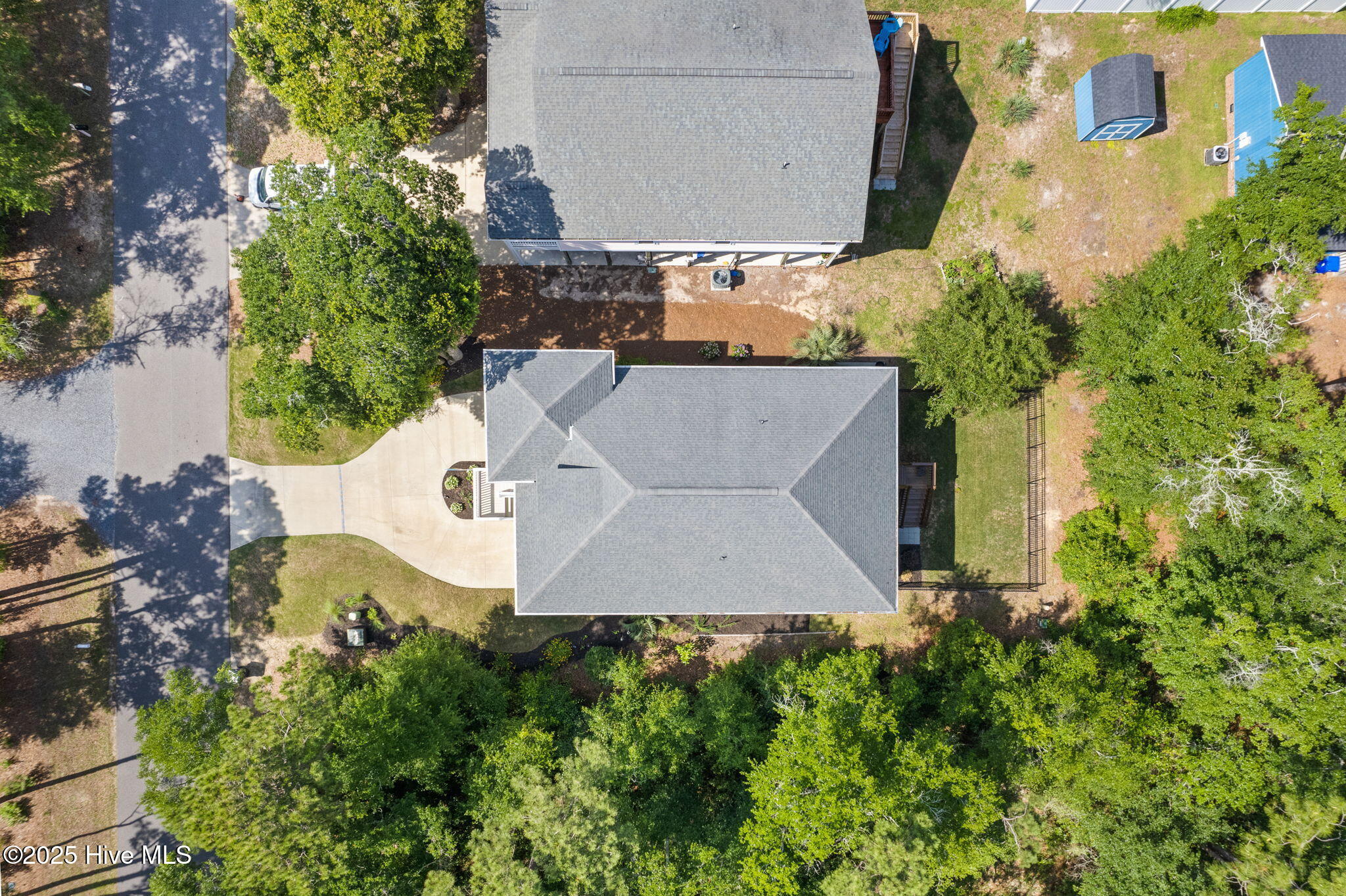 100566861 | Photo 50