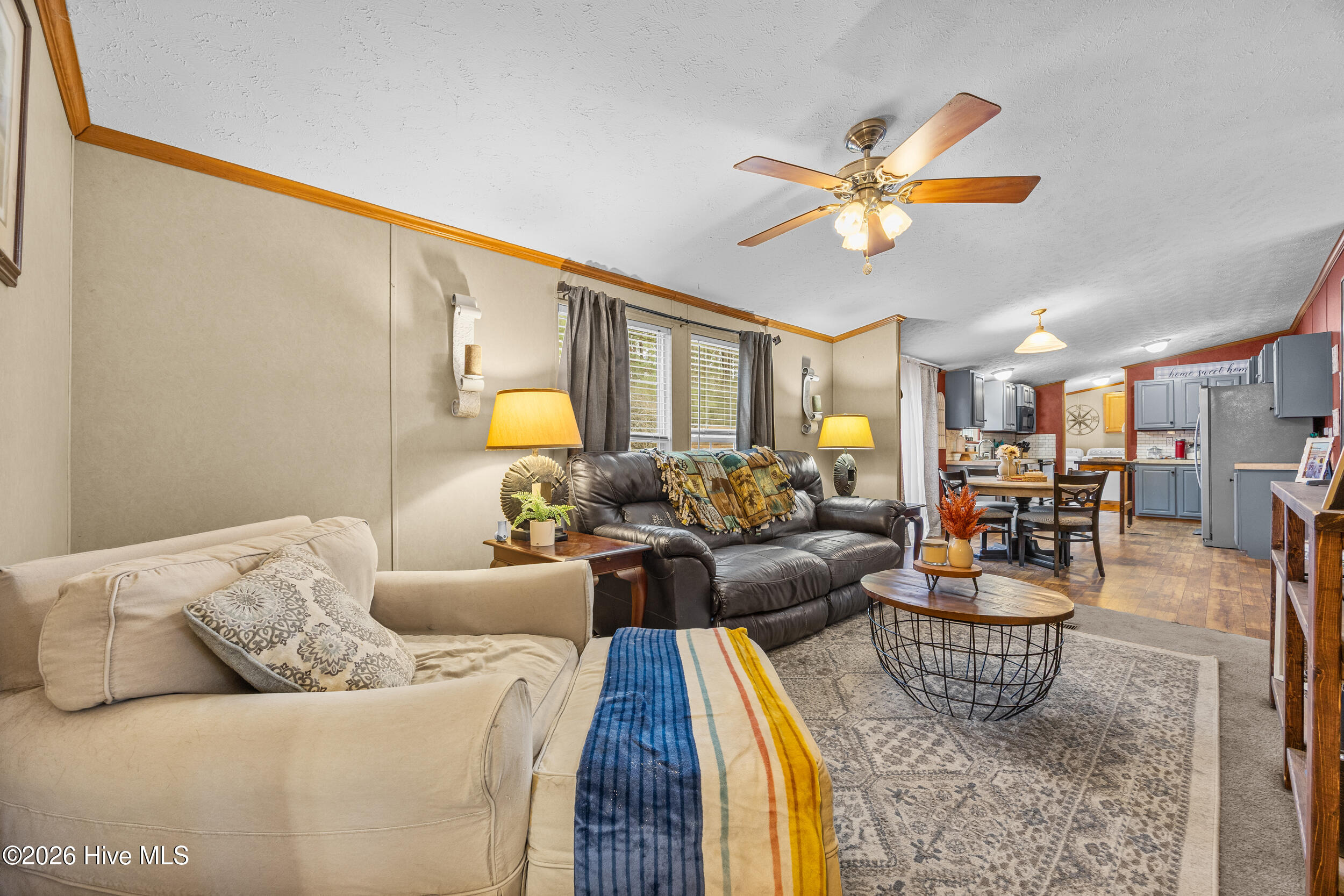 100547453 | Photo 25