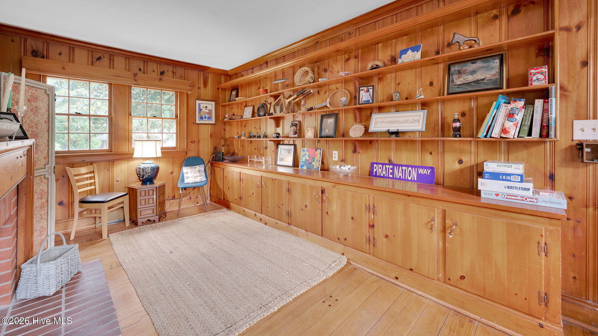 38-web-or-mls-1902 Sherwood Drive-38