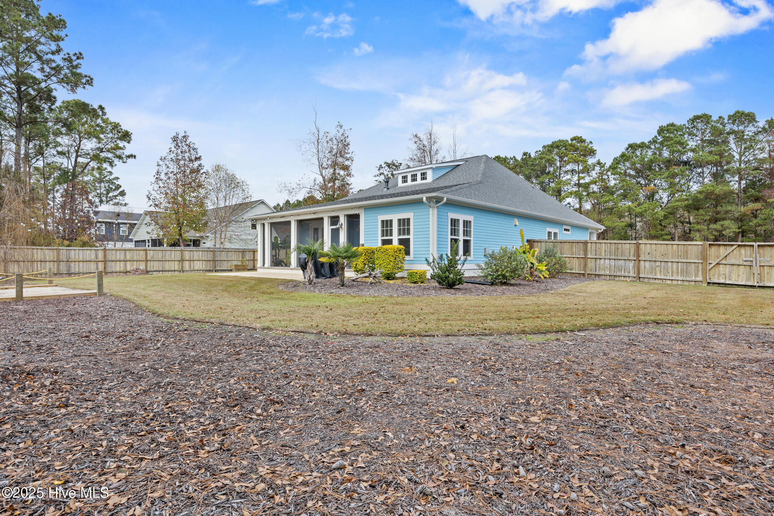 100544586 | Photo 54