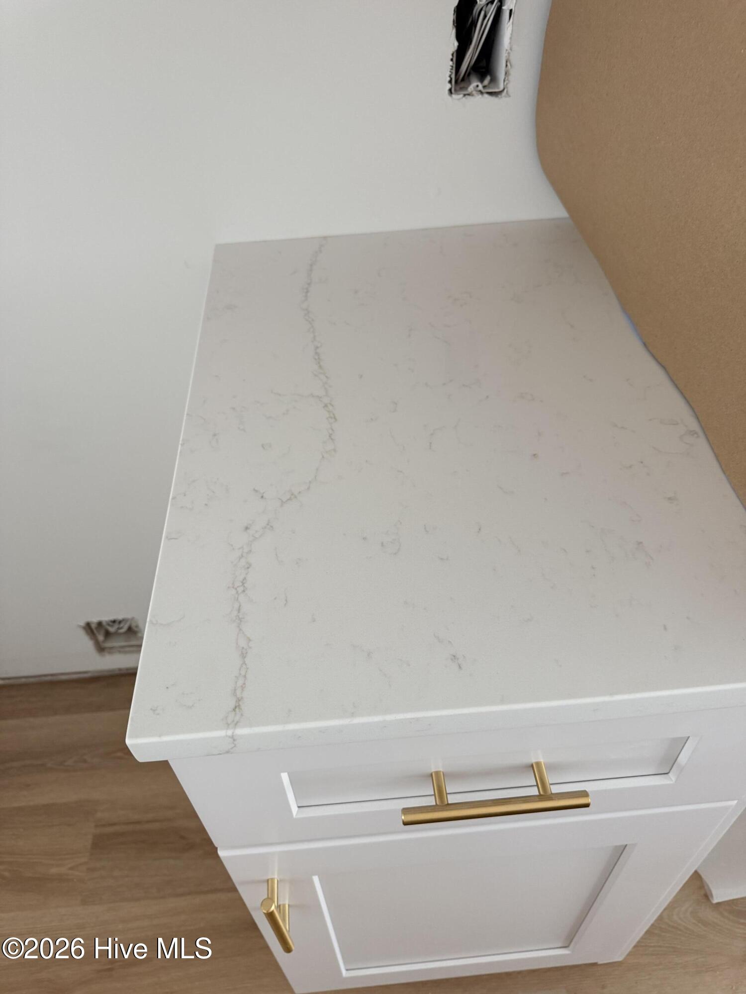 100564210 | Photo 13