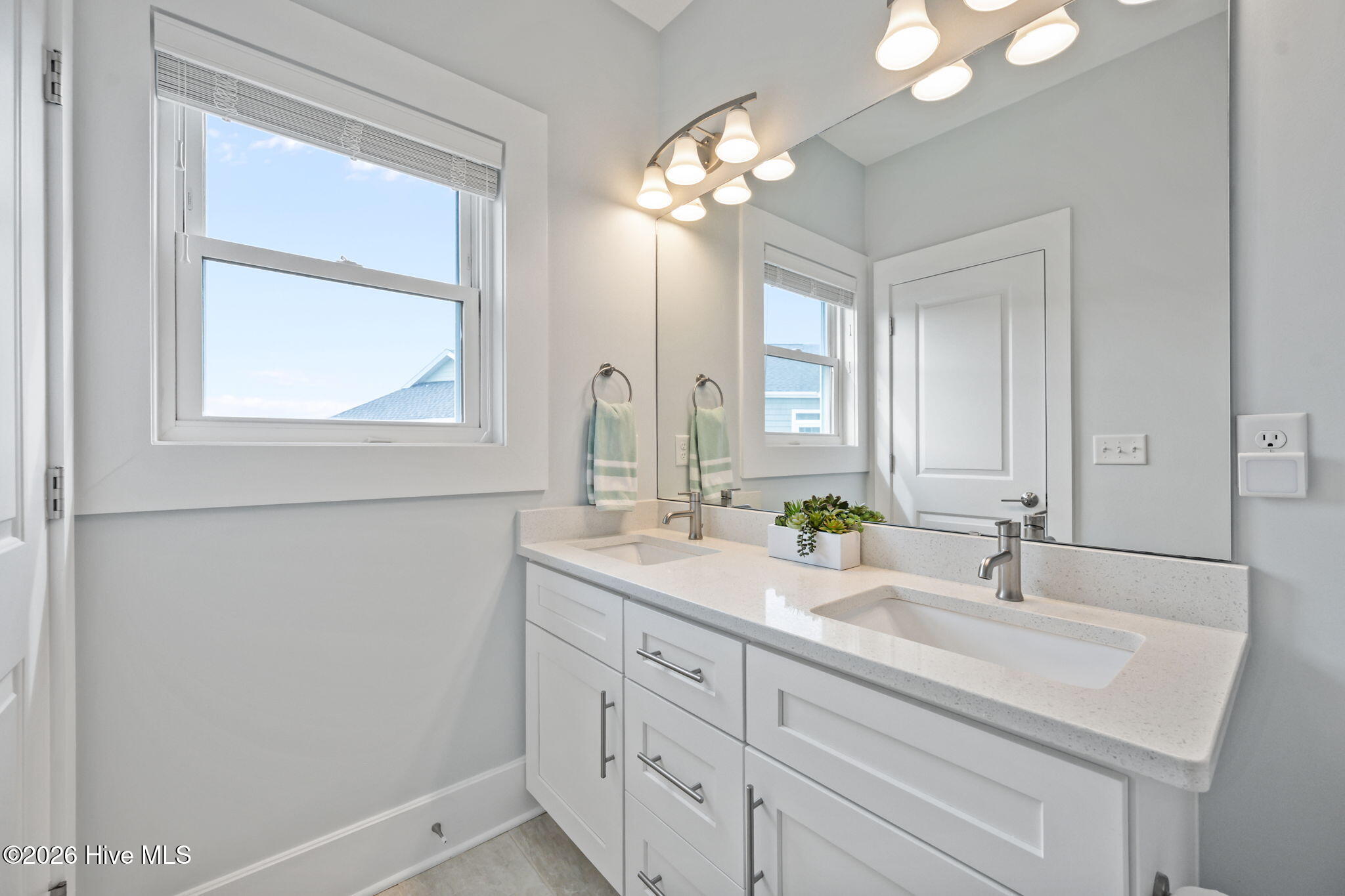 331 Oceanaire Lane, Surf City, NC, 28445