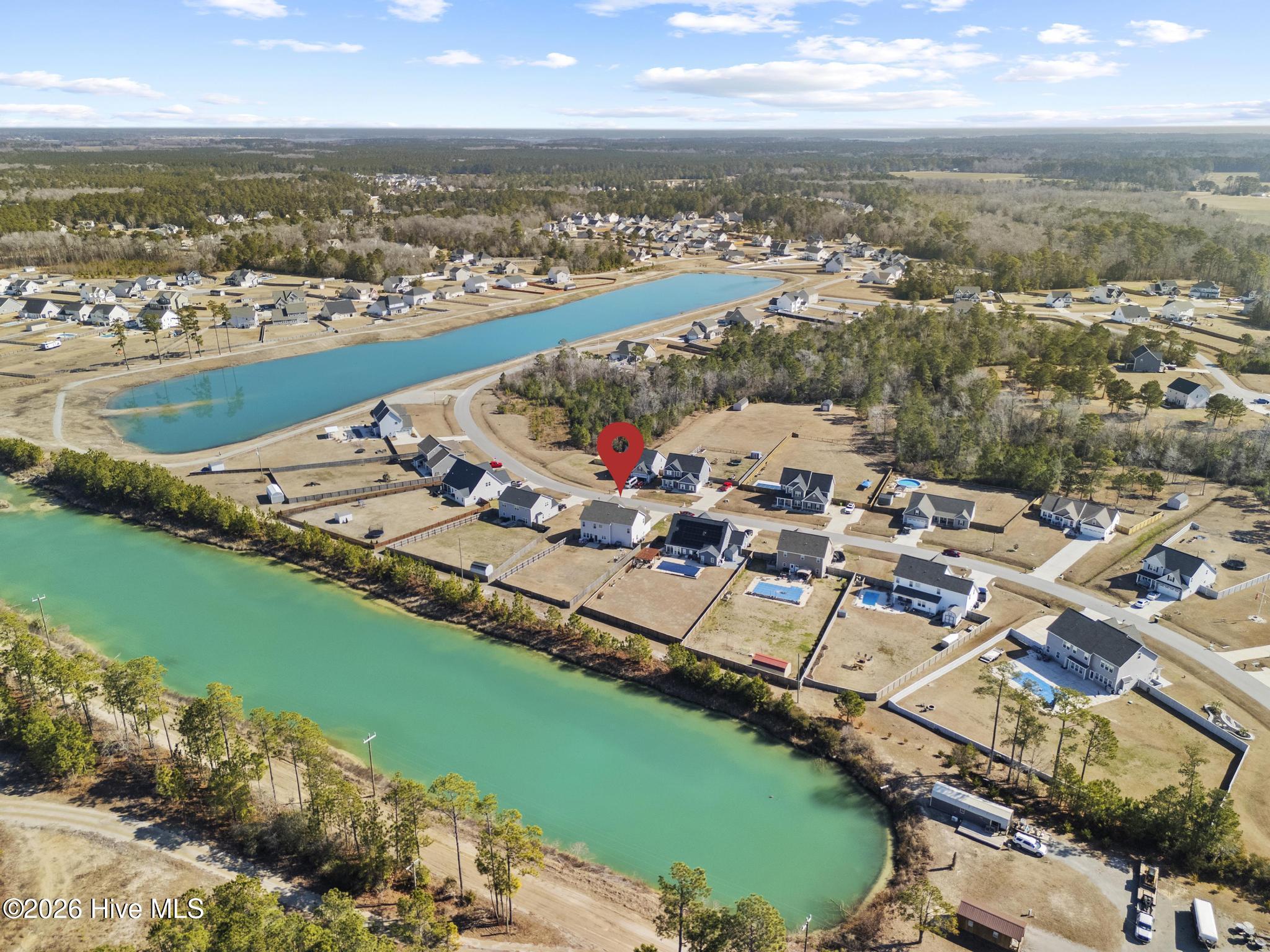 100557095 | Photo 51