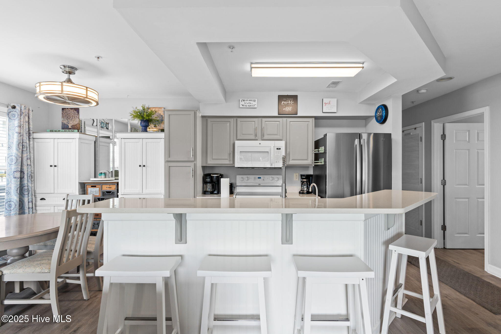 100538778 | Photo 37