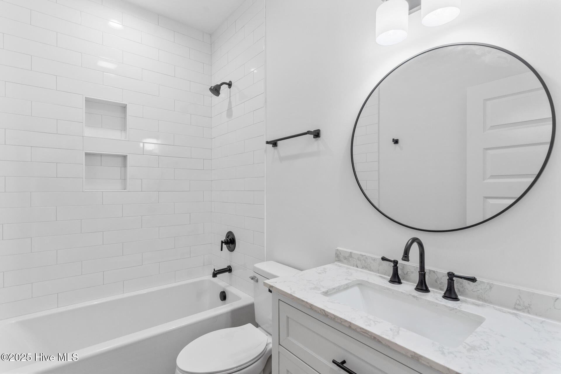 100539626 | Photo 22