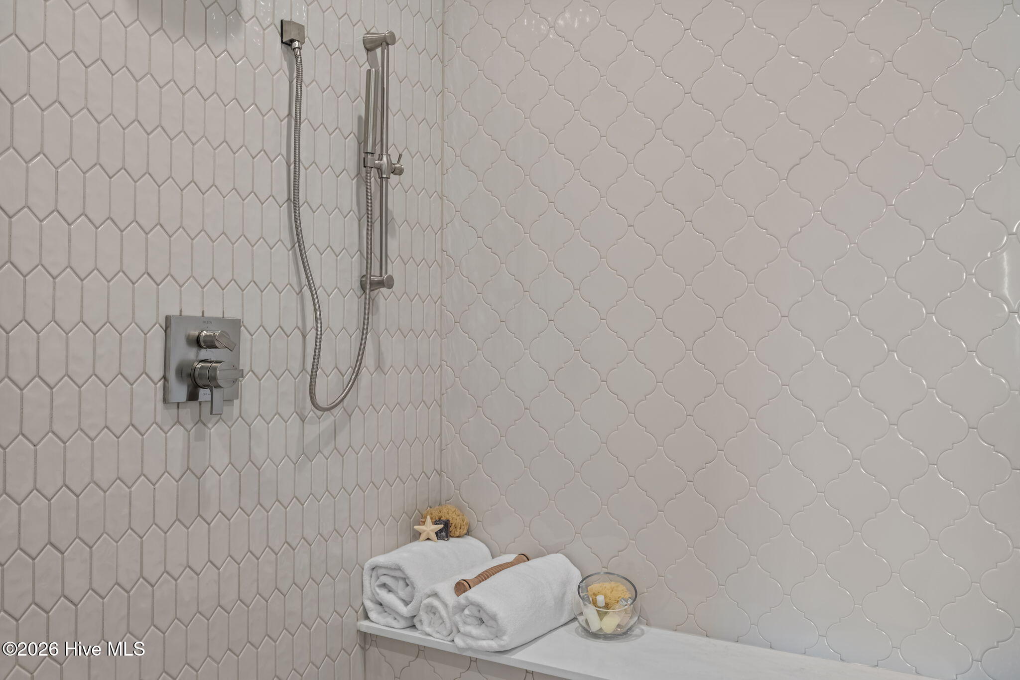 100552191 | Photo 79