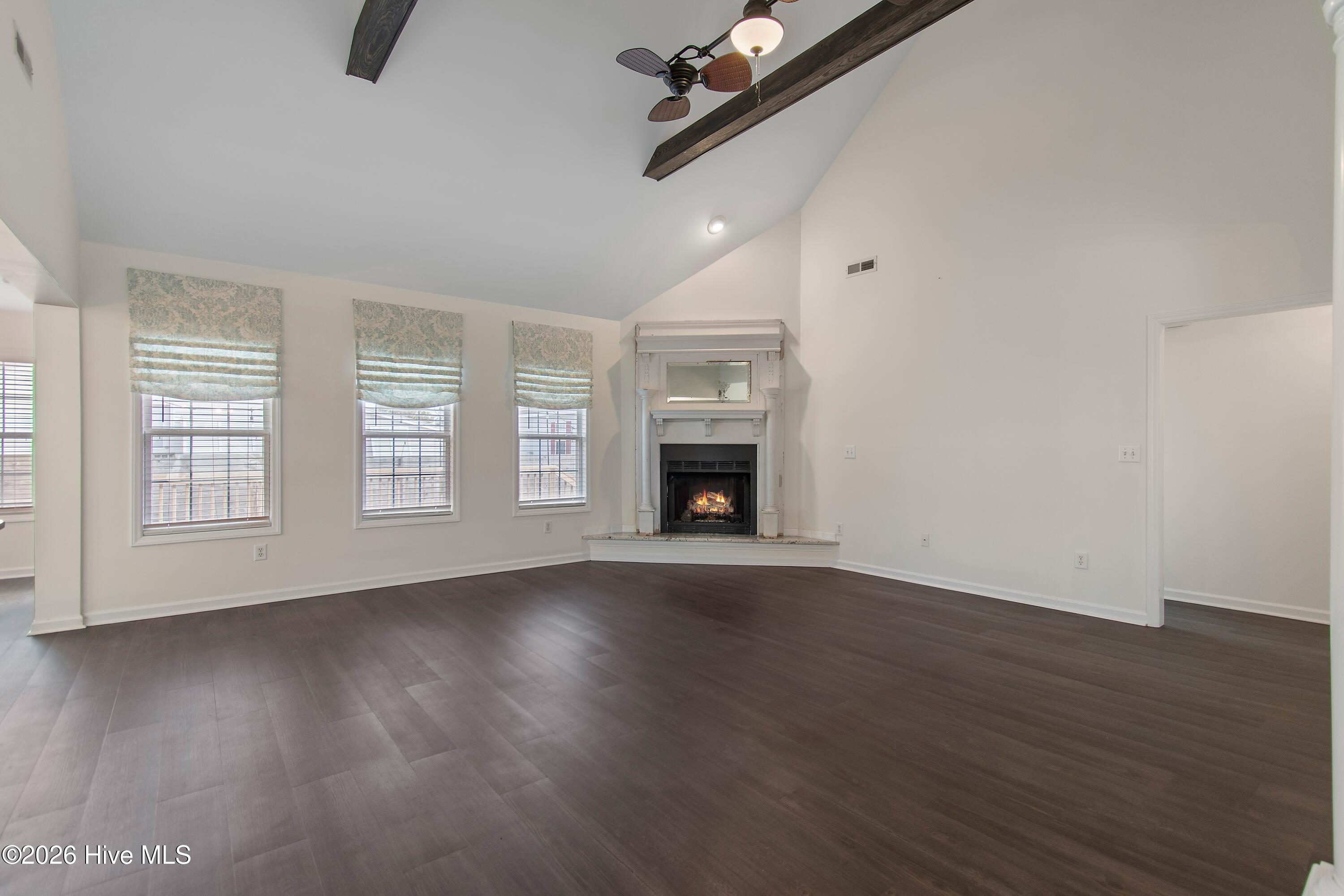 100555536 | Photo 10