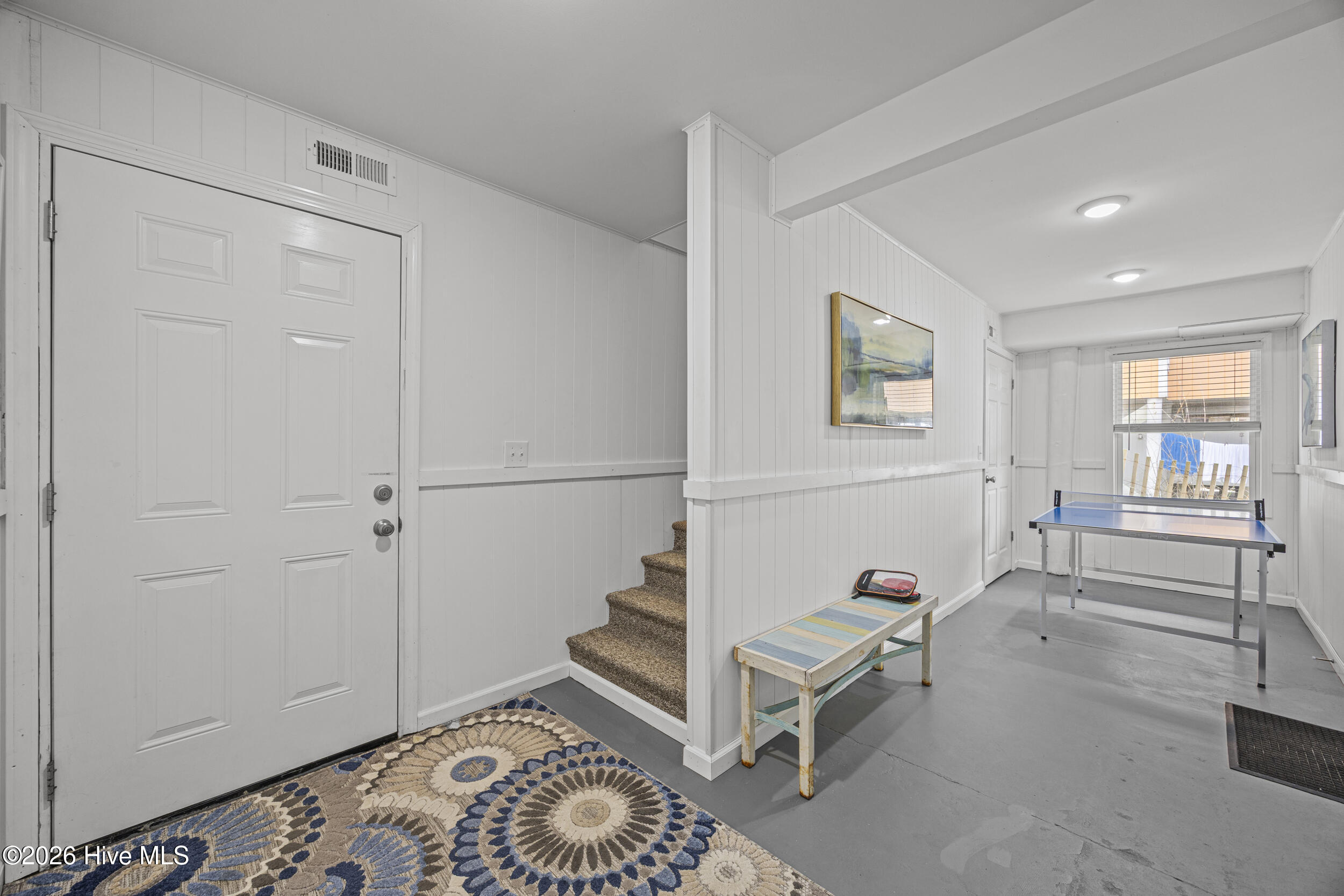 100568545 | Photo 47