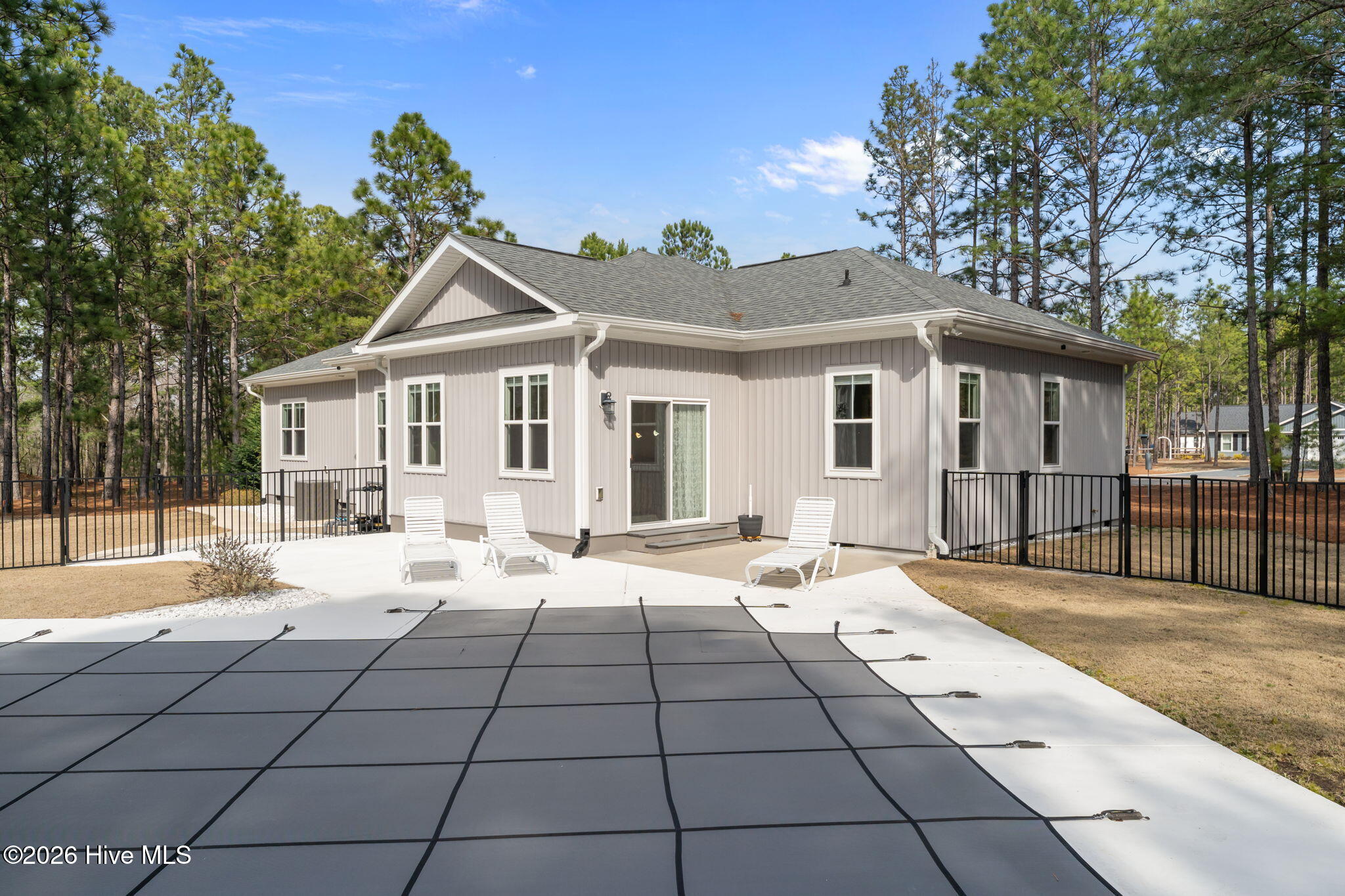 102 Roxburgh Court