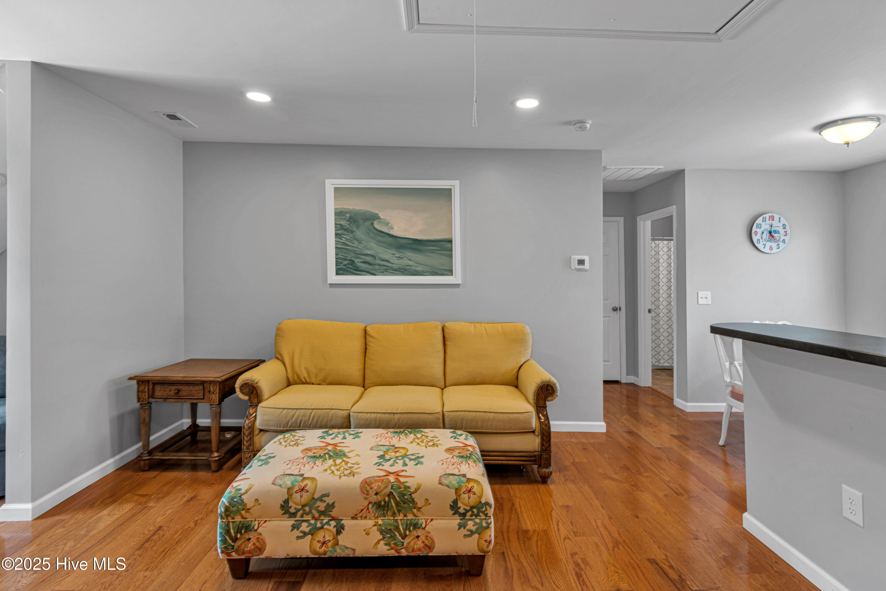 100530224 | Photo 50