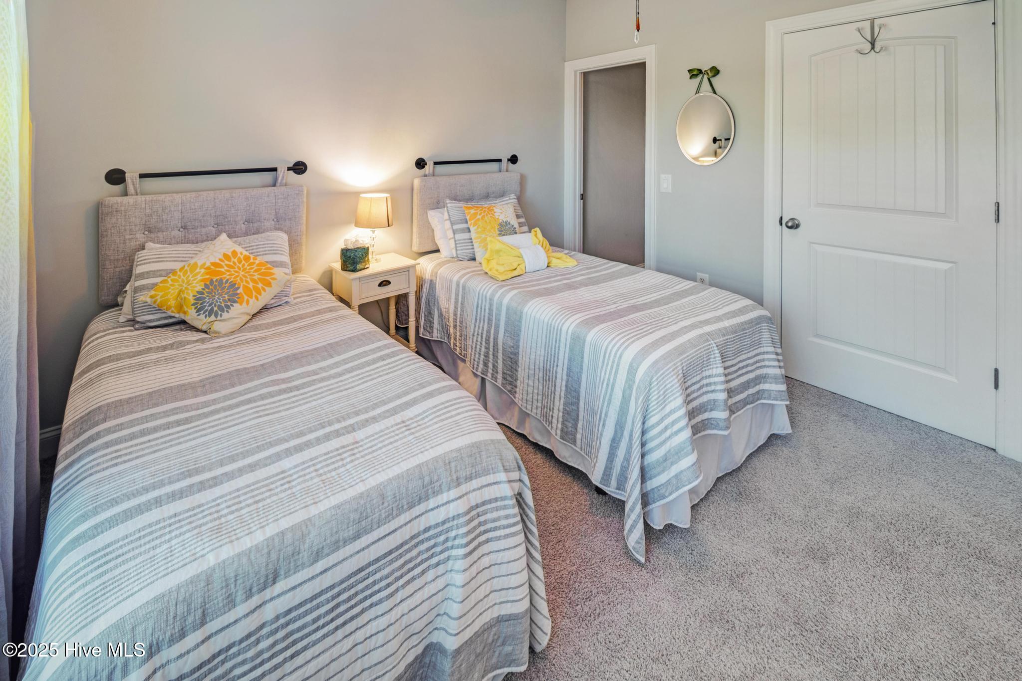 100534929 | Photo 22