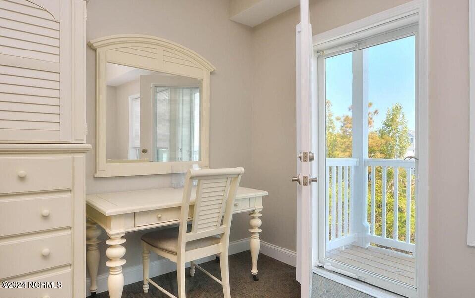 100549842 | Photo 12