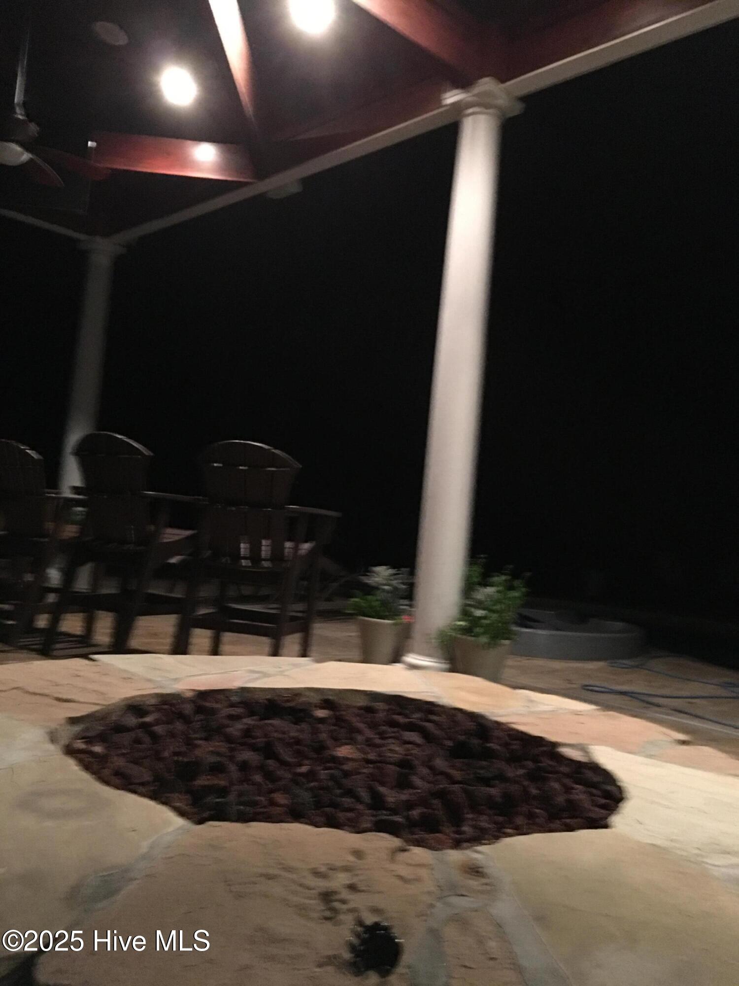 100514130 | Photo 154