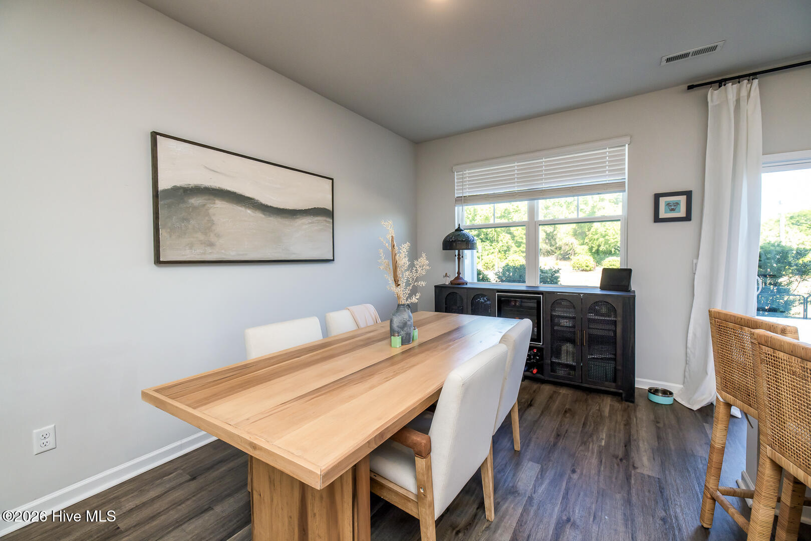 100570599 | Photo 13