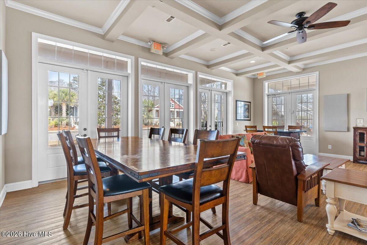 100547784 | Photo 59