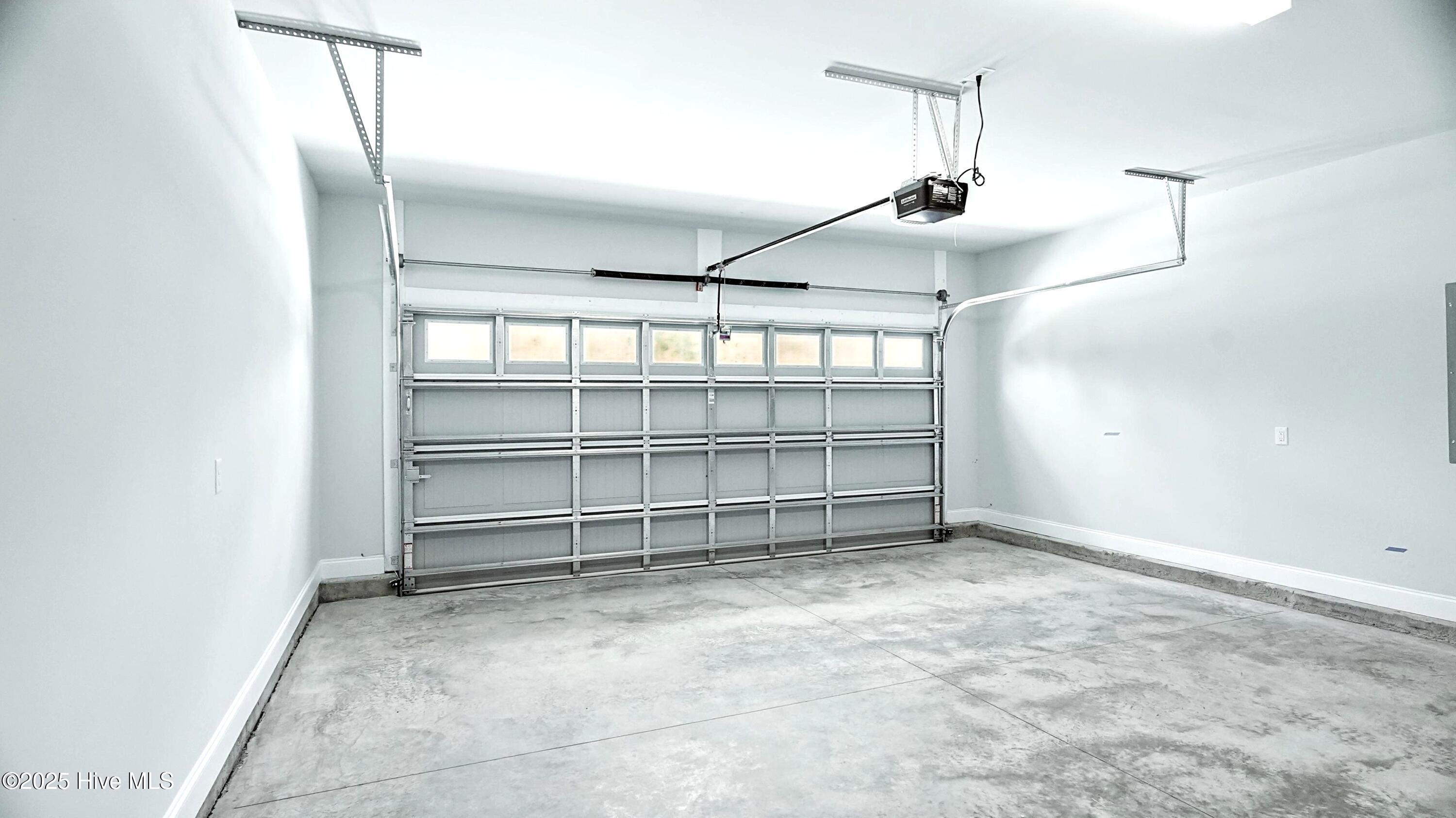 100424316 | Photo 27