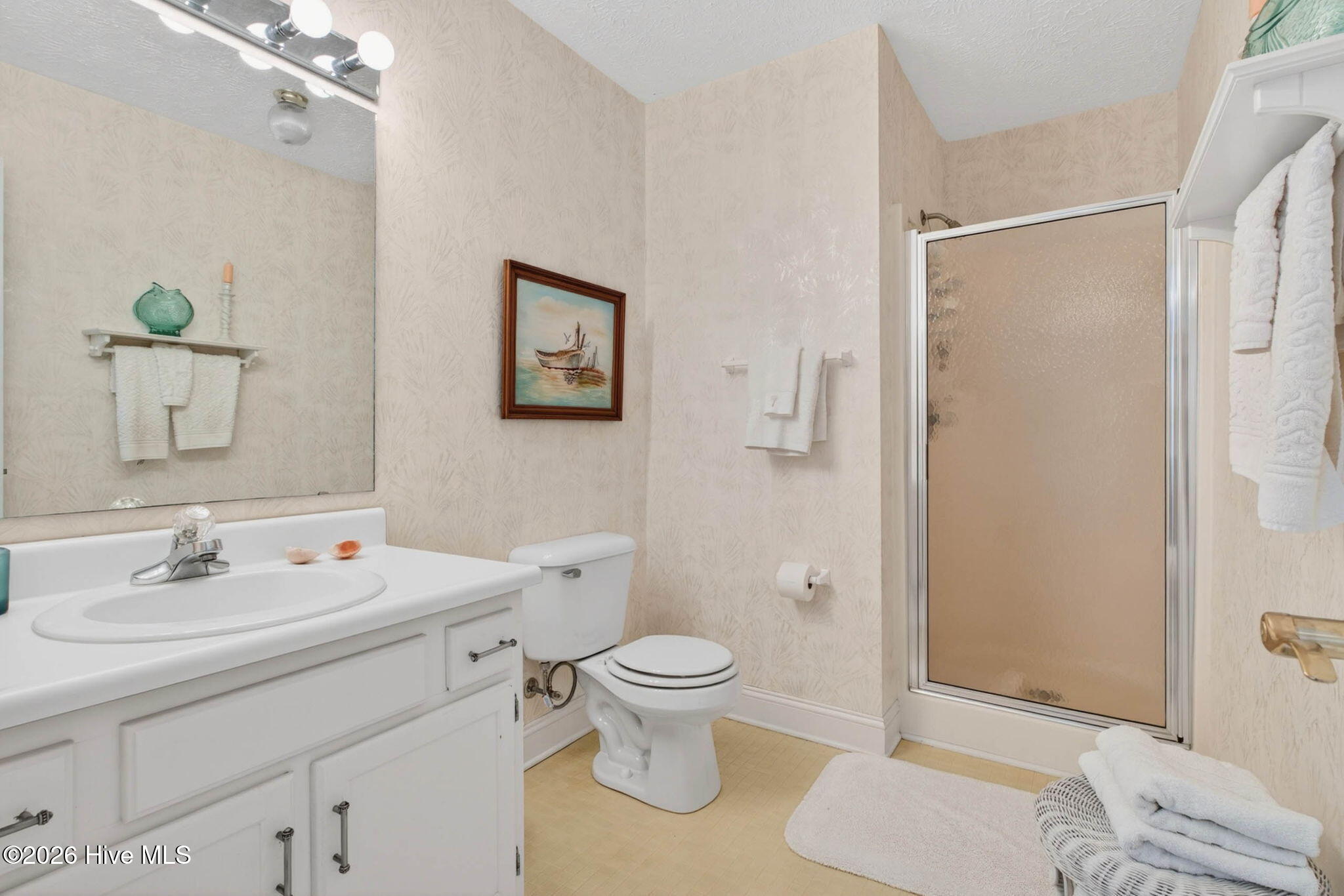 100570658 | Photo 34