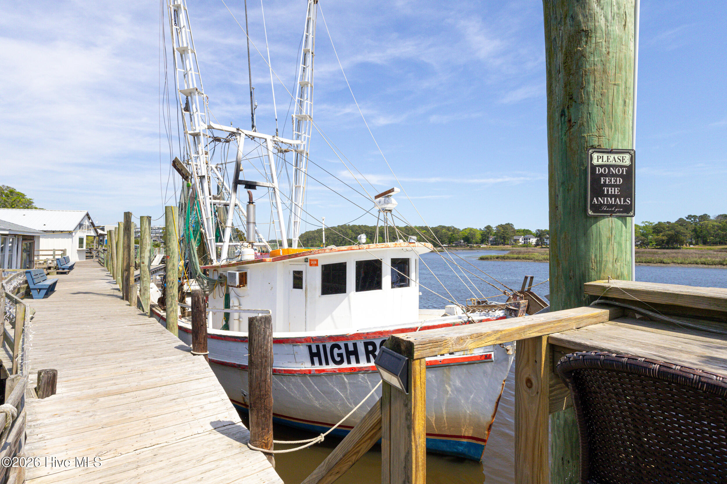 100568035 | Photo 28