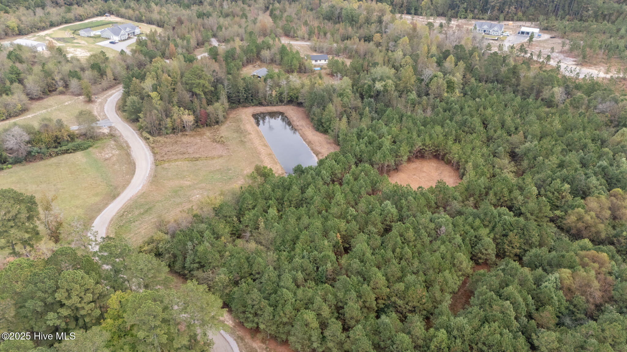 150 Hickory Pointer Way