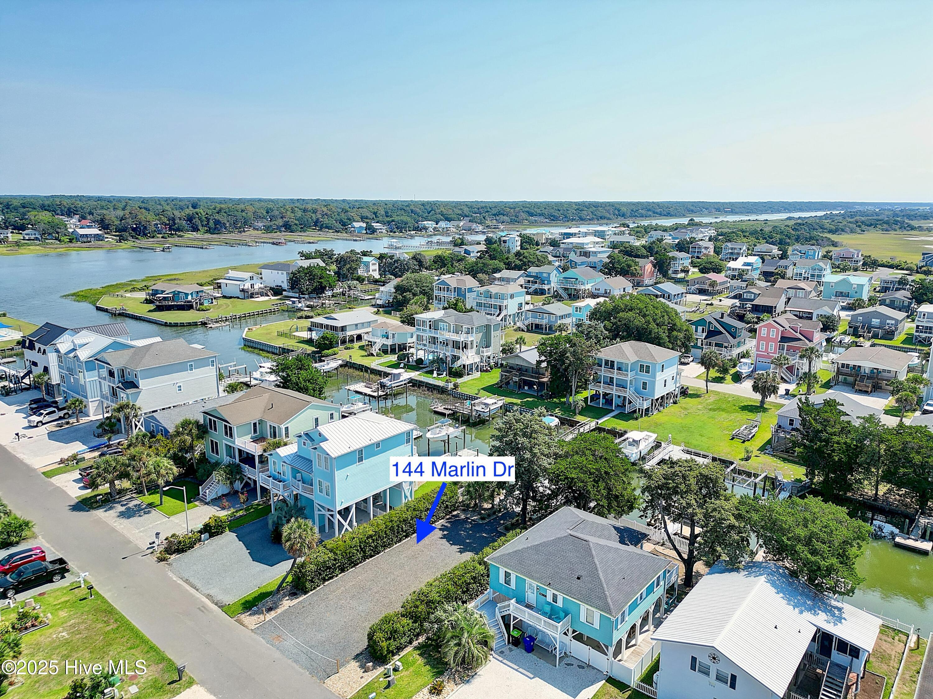 100521655 | Photo 12