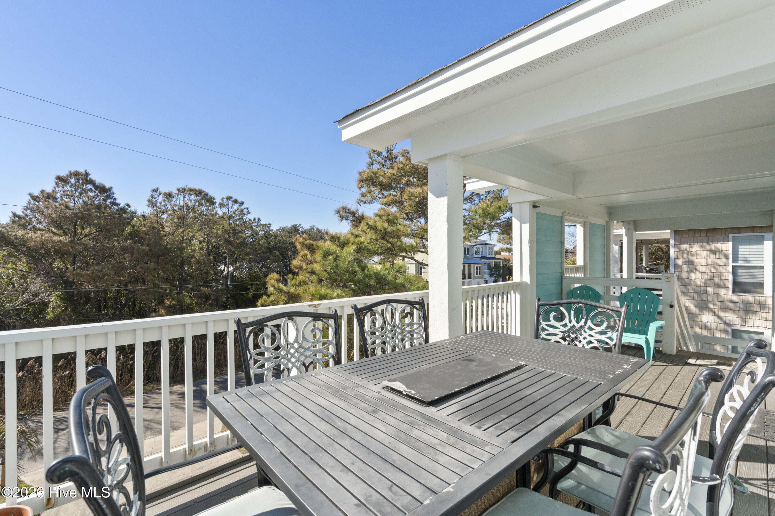 100549941 | Photo 36