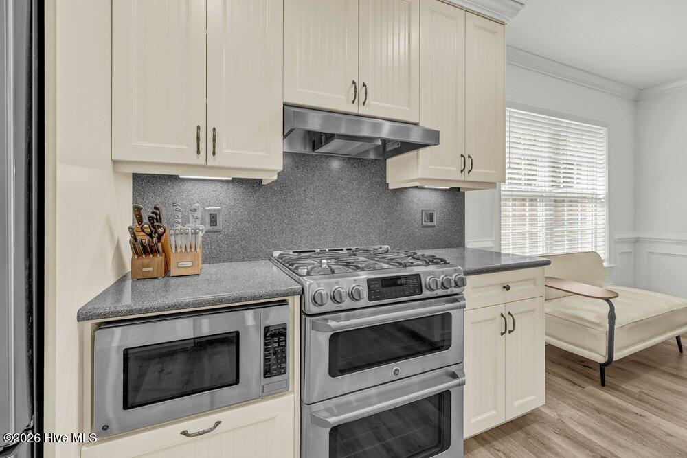 100558547 | Photo 26