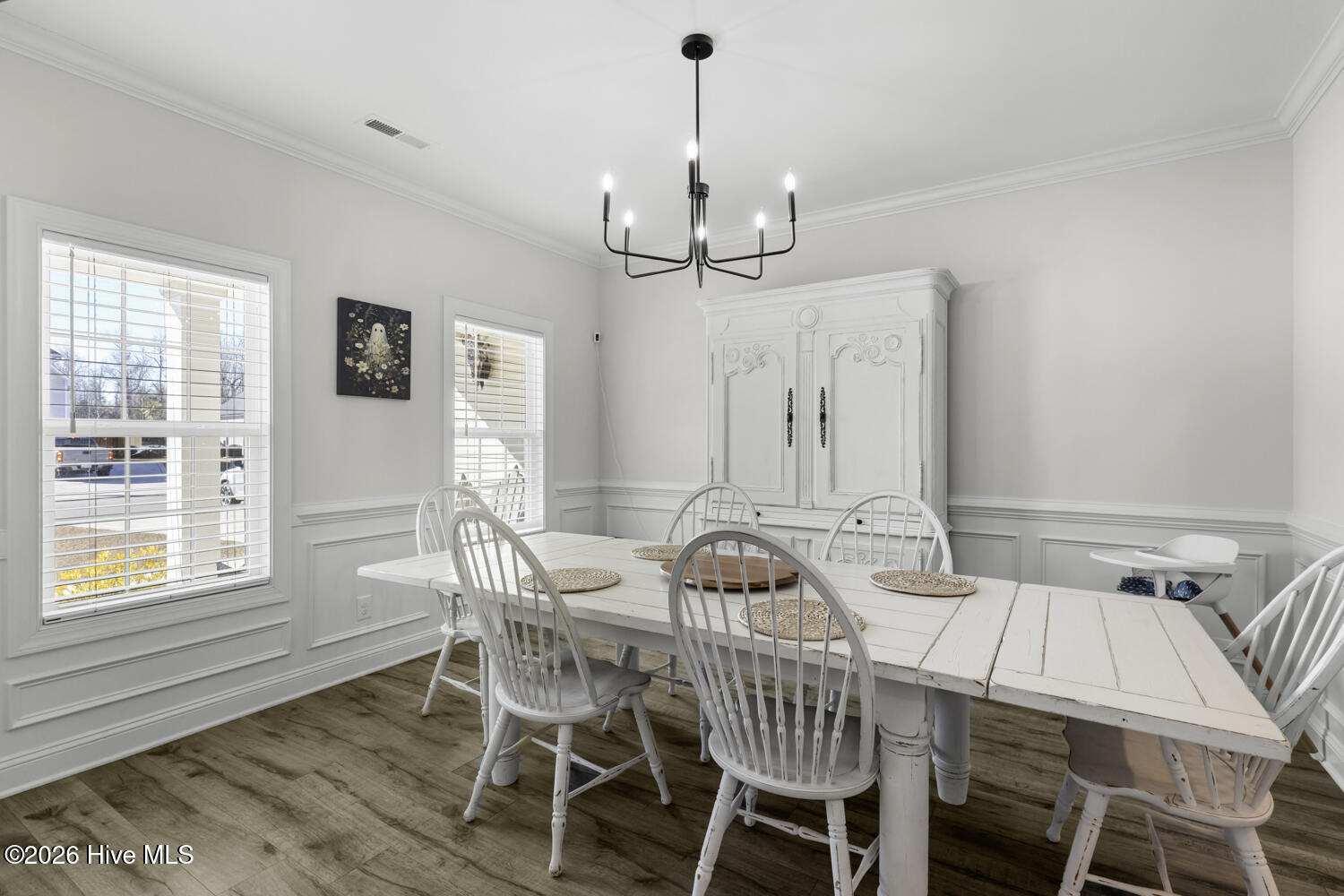 100549139 | Photo 11