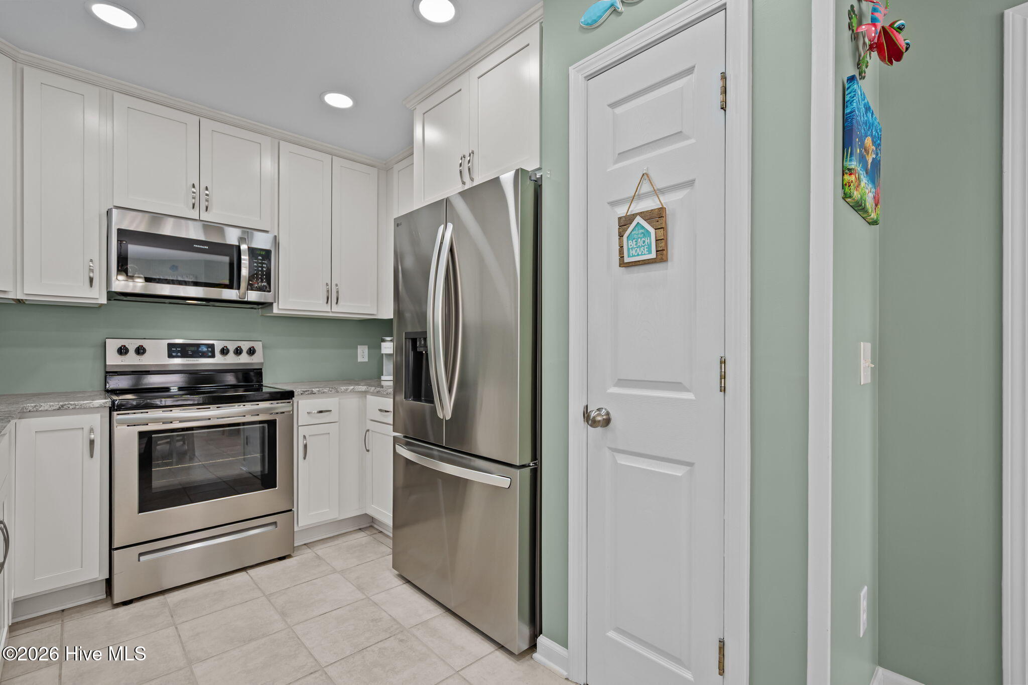 100564020 | Photo 16