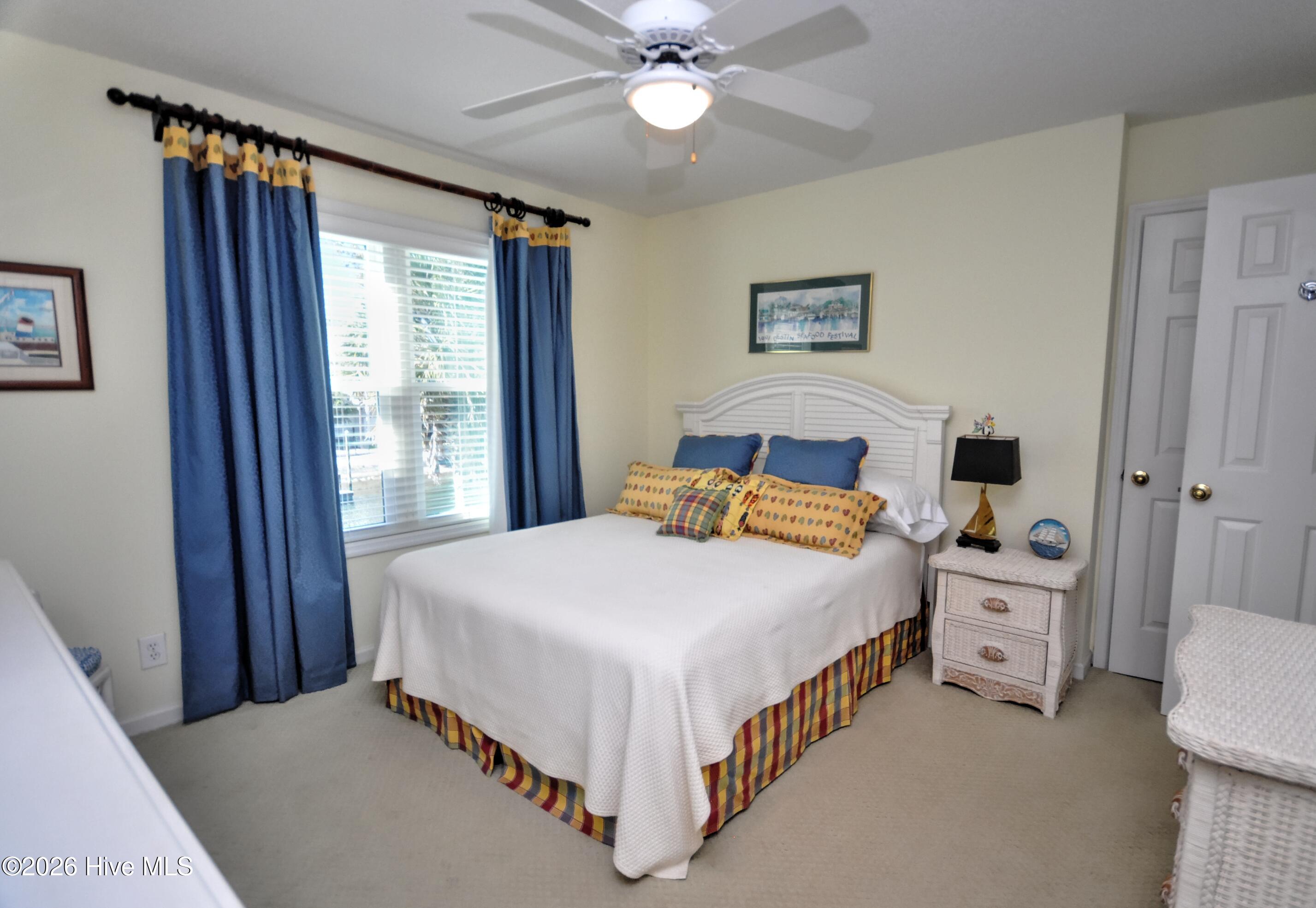 100549802 | Photo 29