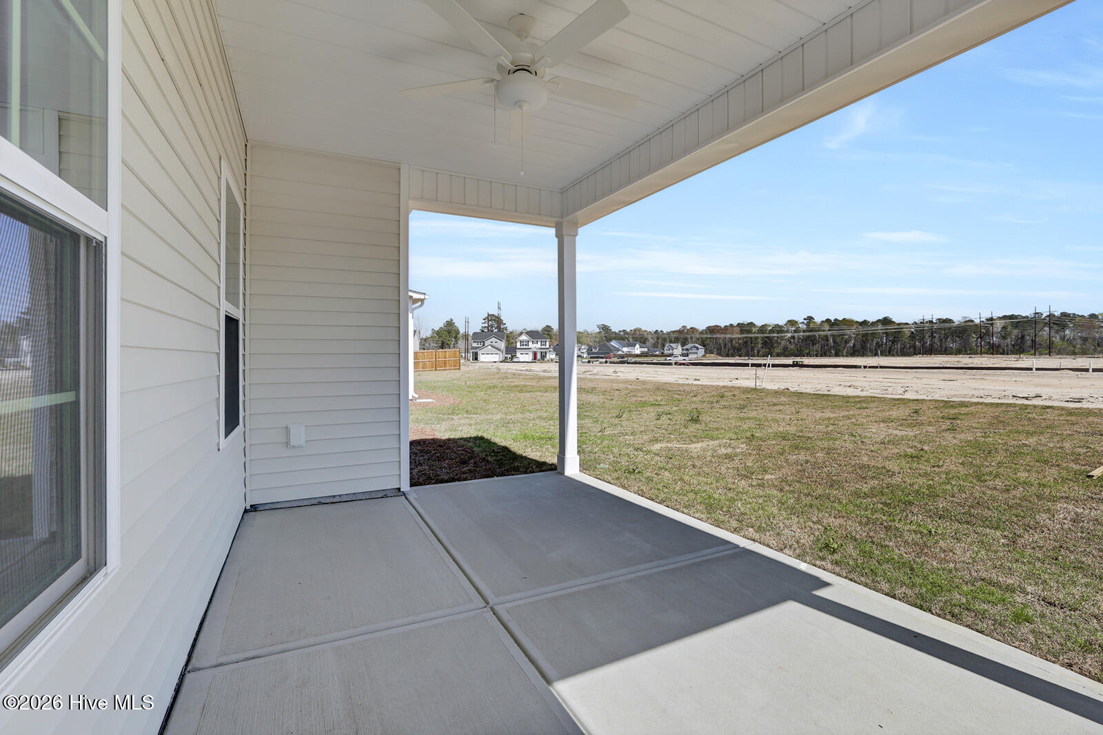 100550126 | Photo 35