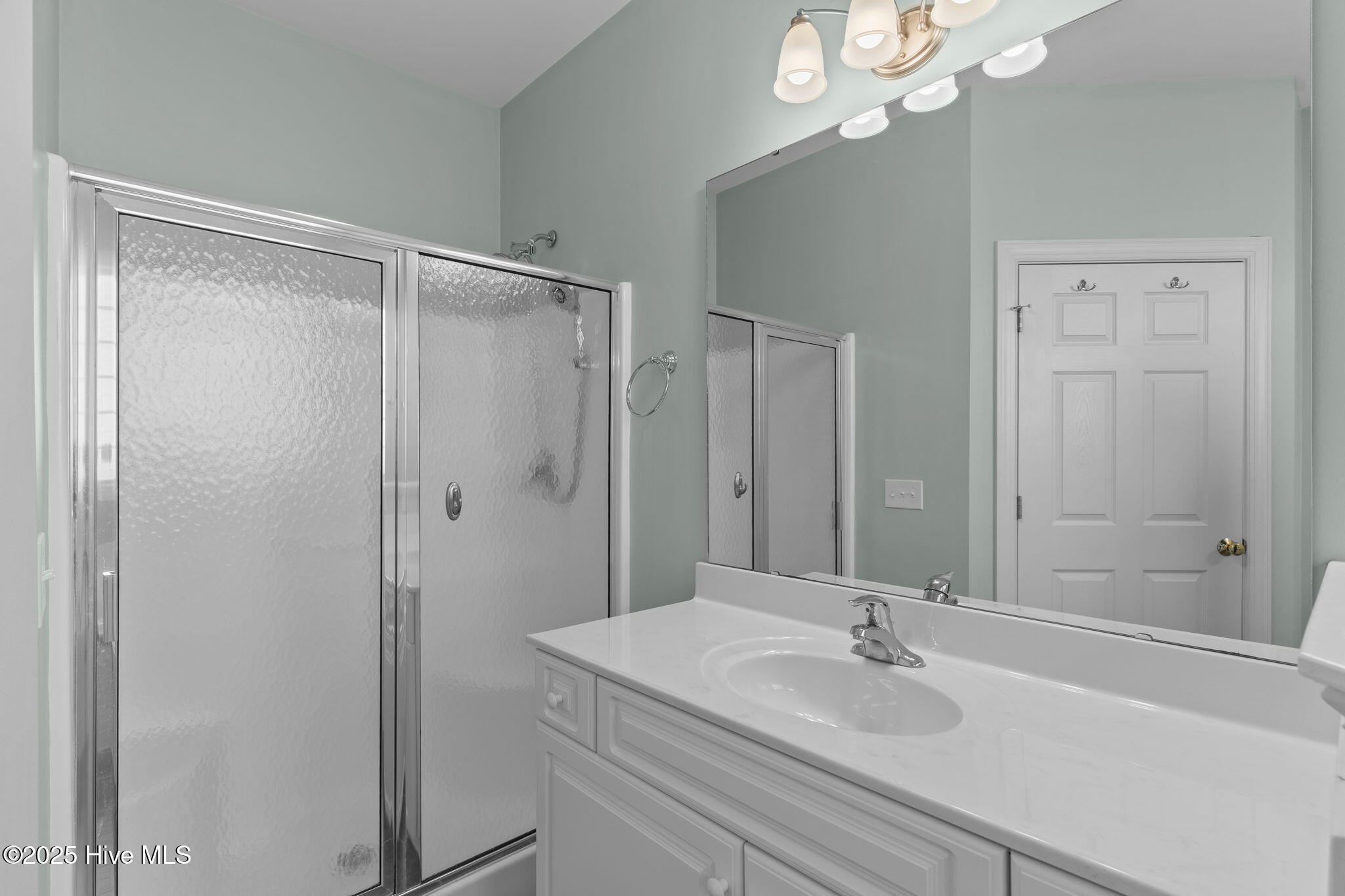 100541169 | Photo 20