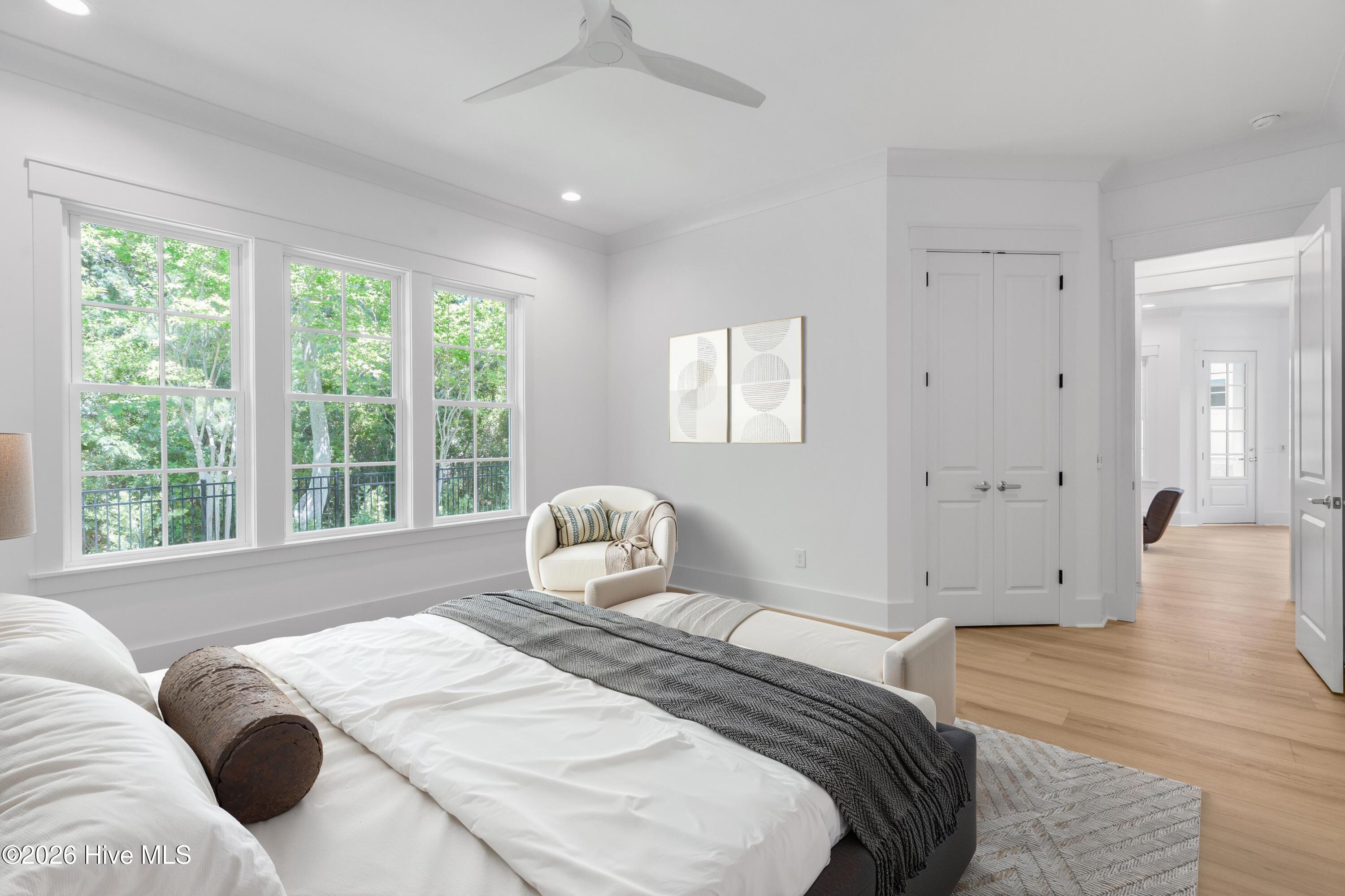 100519914 | Photo 19