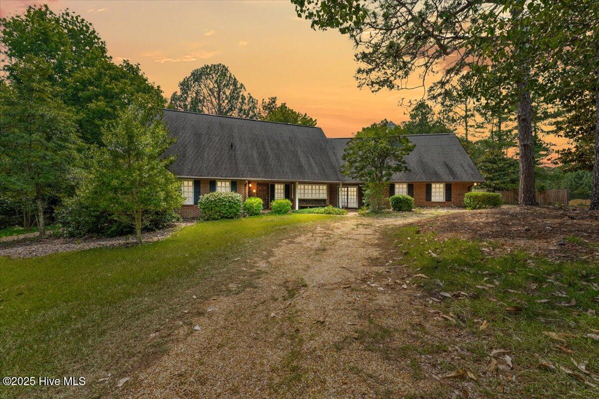 Homes for sale in Seven Lakes, NC | 143 Shagbark Ct, Seven Lakes, NC 27376 | MLS# 100516478