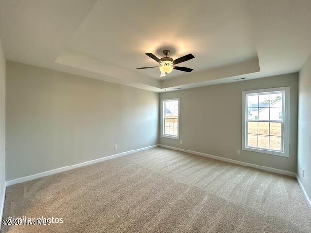 100560843 | Photo 46