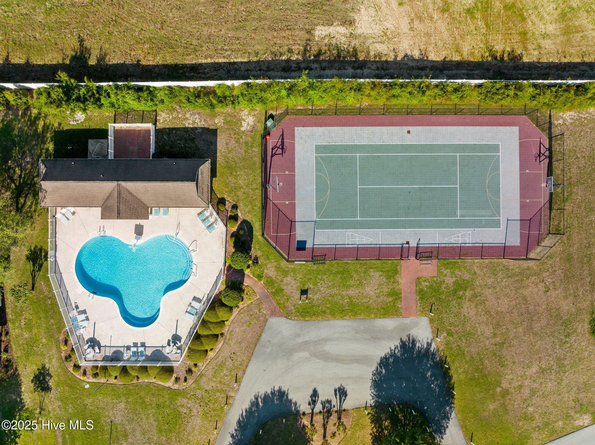 Homes for sale in Cedar Point, NC | 202 Royal Oaks Ct, Cedar Point, NC 28584 | MLS# 100537714