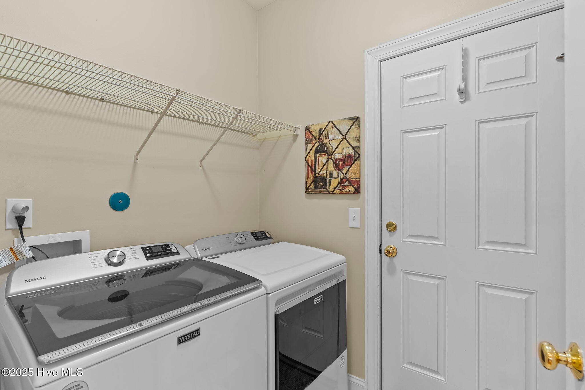 100541169 | Photo 28