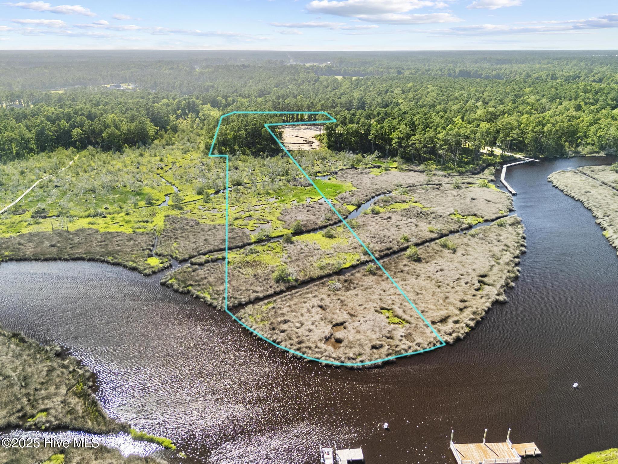 100517301 | Photo 14